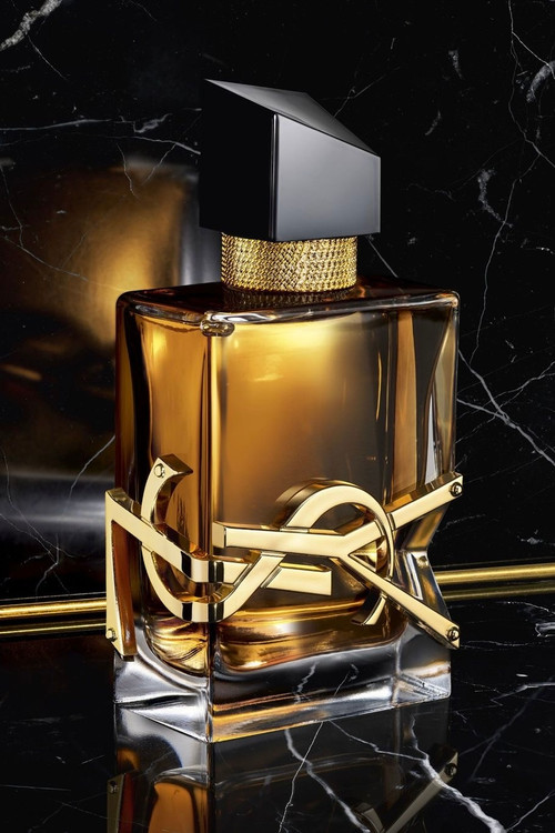 رایحه شرقی،چهار فصل